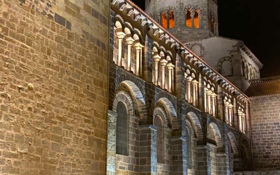 Mise en lumière de l'Abbatiale Saint-Austremoine à Issoire